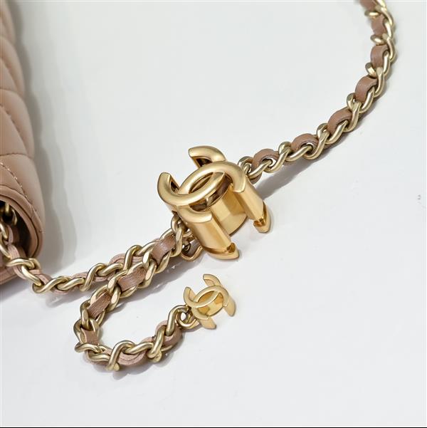 2026127205129698 560